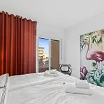 100 Seaview