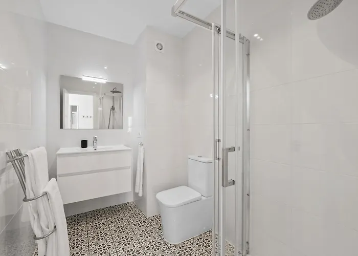 100 Seaview Apartament